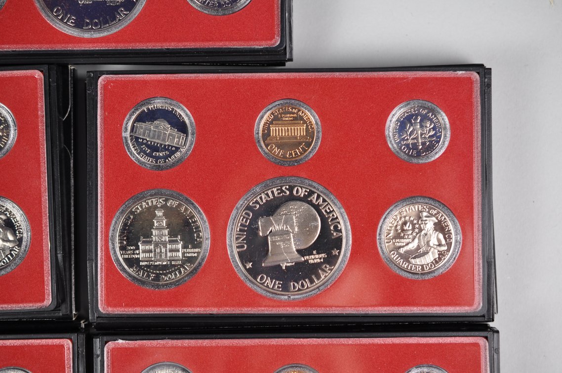 Five Original 1976 Proof Sets in Holders, photo 13 of 14