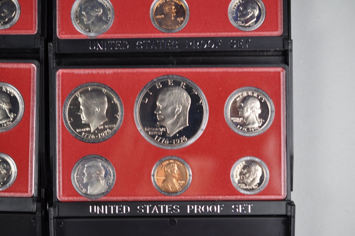 Five Original 1976 Proof Sets in Holders, photo 8 of 14