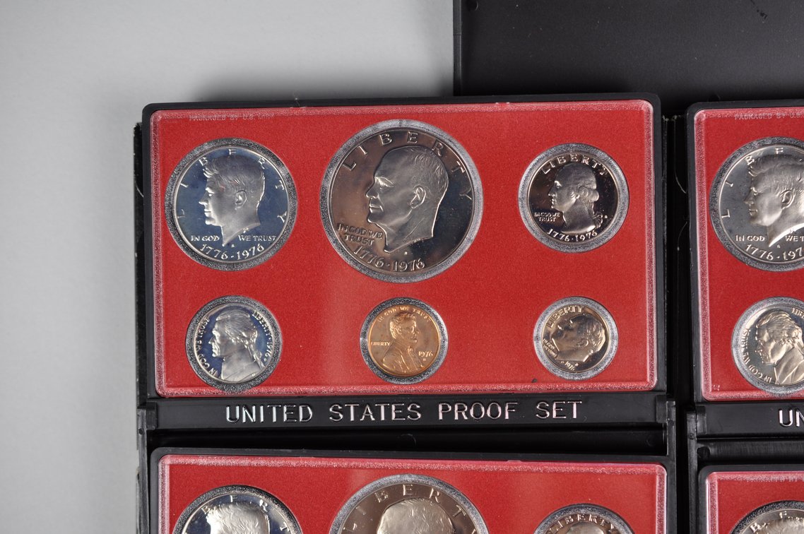 Five Original 1976 Proof Sets in Holders, photo 5 of 14