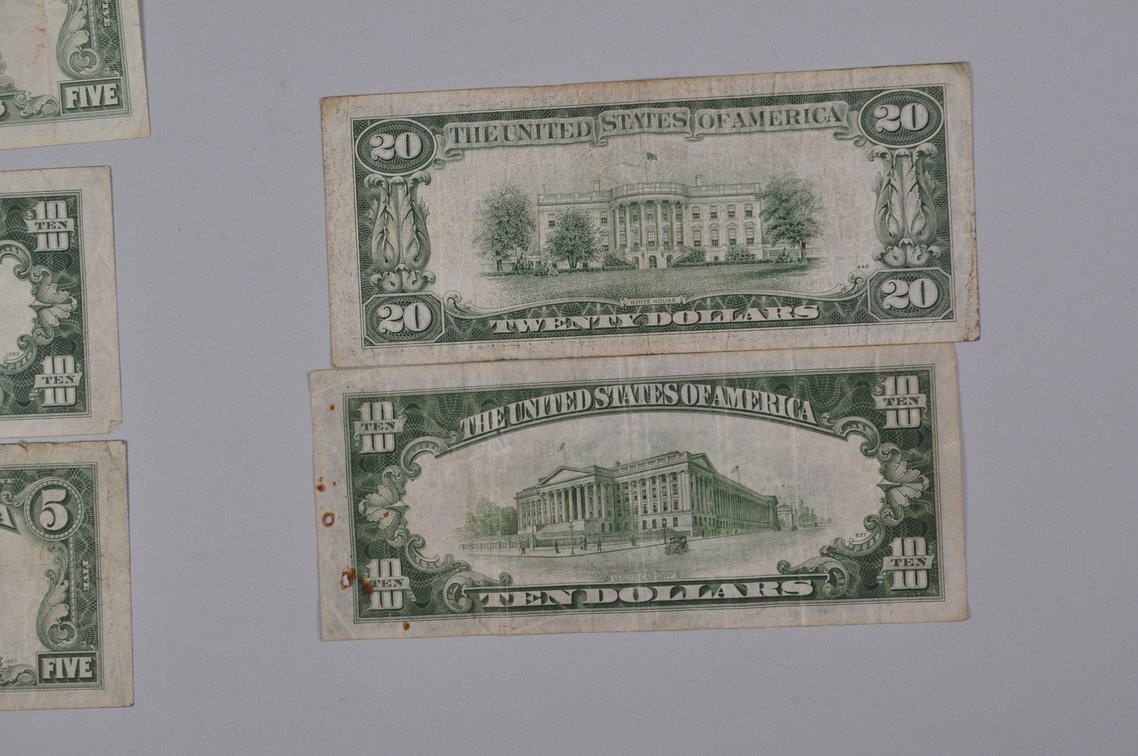 Old Type Small Banknotes with Color Seals, photo 12 of 14