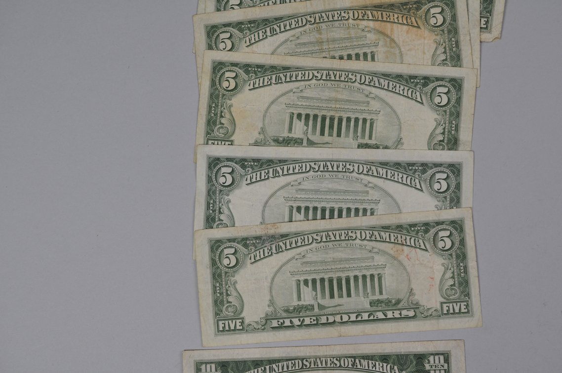 Old Type Small Banknotes with Color Seals, photo 10 of 14
