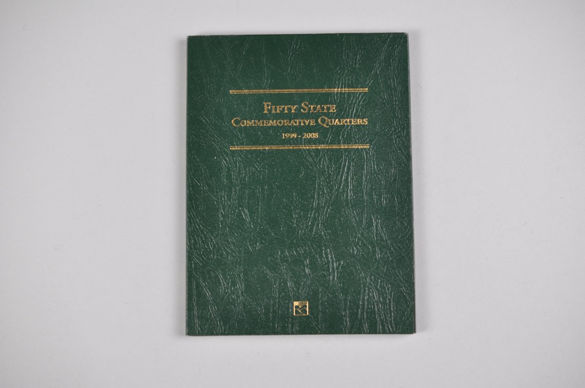 1999-2008 Fifty State Commemorative Quarters and Empty Half Dollar Folder, photo 2 of 15