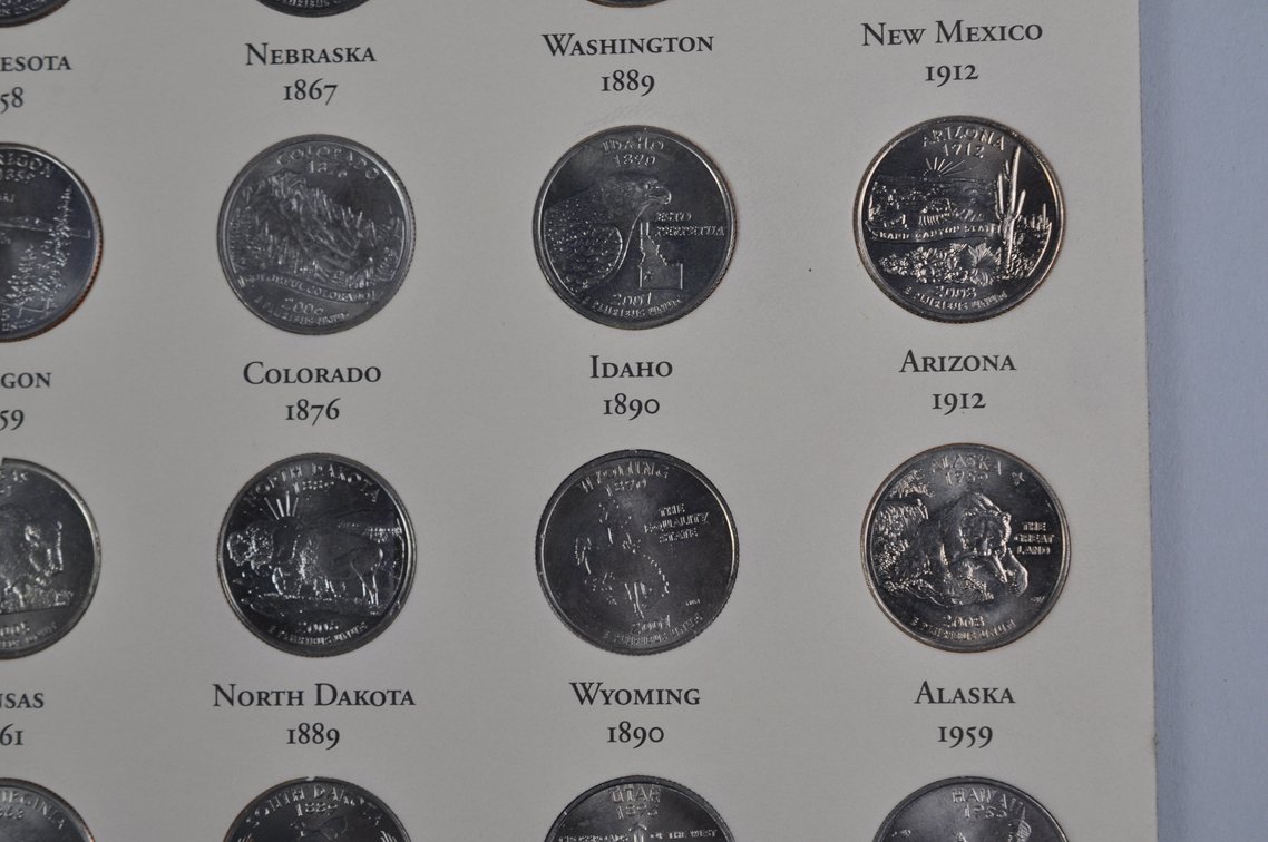 1999-2008 Fifty State Commemorative Quarters and Empty Half Dollar Folder, photo 13 of 15