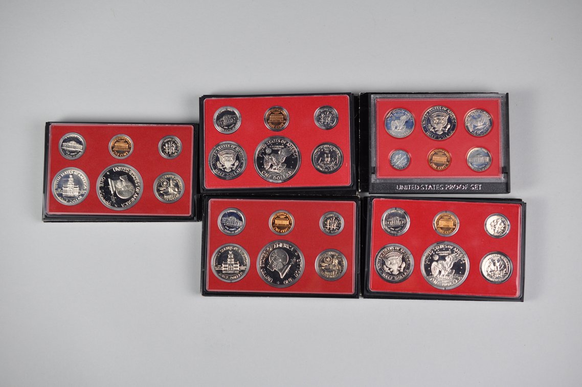 1970s and 1980s Original Proof Sets in Boxes, photo 8 of 14