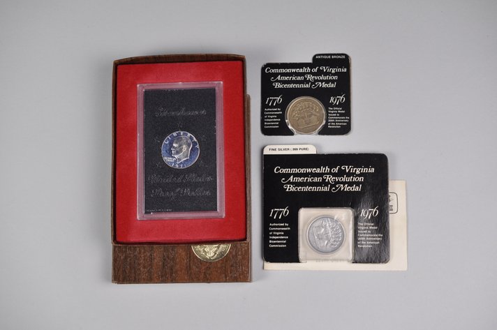 Bronze and Silver Medals and 1971 Silver Ike Proof Dollar Set