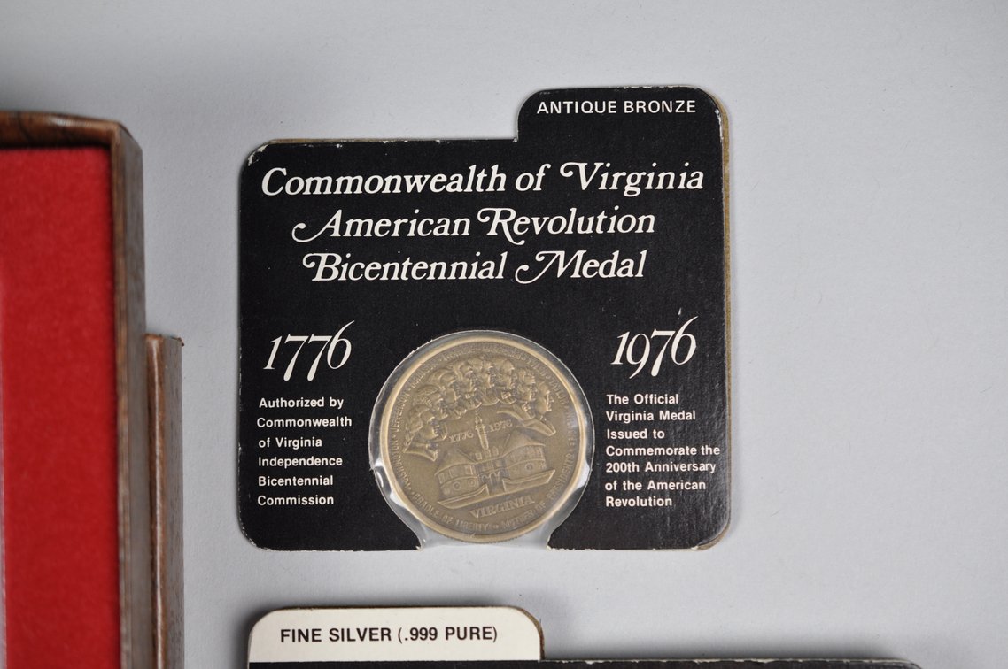 Bronze and Silver Medals and 1971 Silver Ike Proof Dollar Set, photo 2 of 12