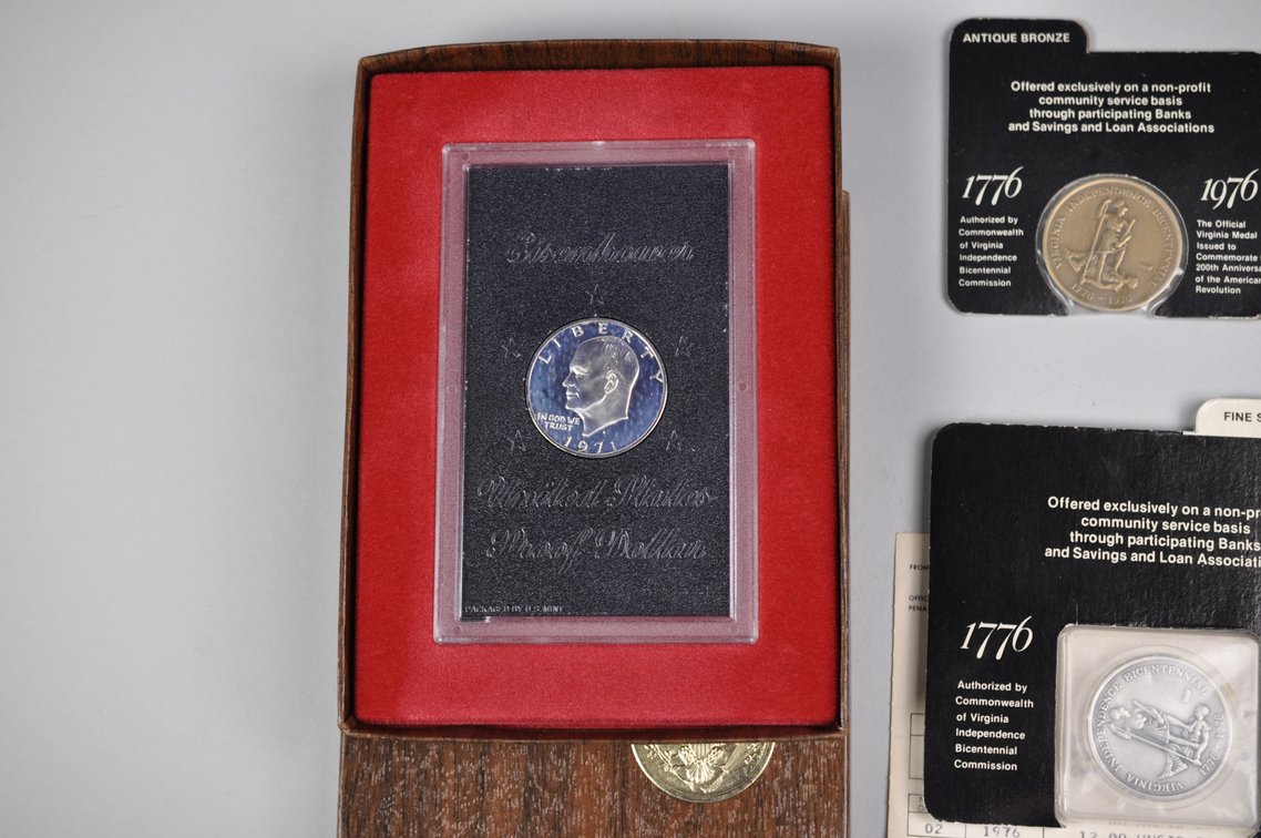 Bronze and Silver Medals and 1971 Silver Ike Proof Dollar Set, photo 10 of 12