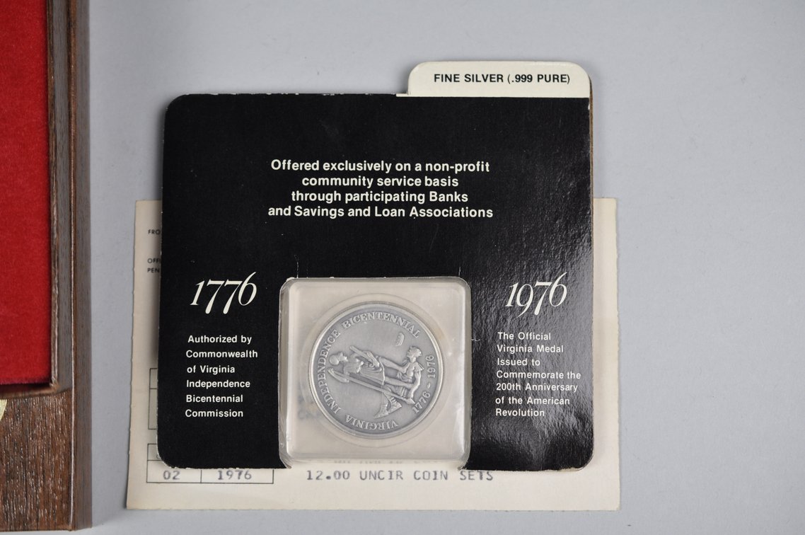Bronze and Silver Medals and 1971 Silver Ike Proof Dollar Set, photo 8 of 12