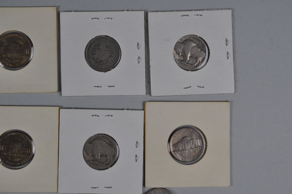 Assorted Collection of Nickels, photo 13 of 17
