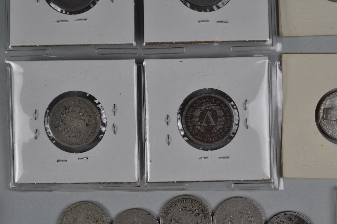 Assorted Collection of Nickels, photo 12 of 17