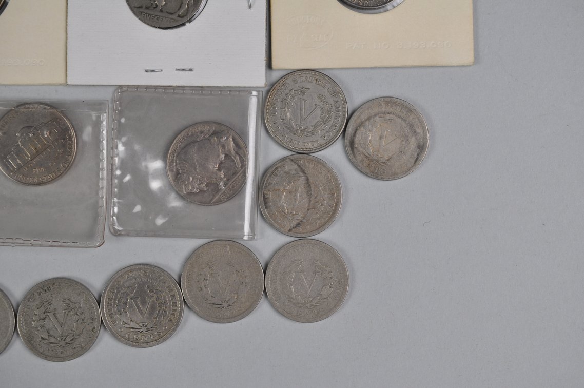 Assorted Collection of Nickels, photo 17 of 17
