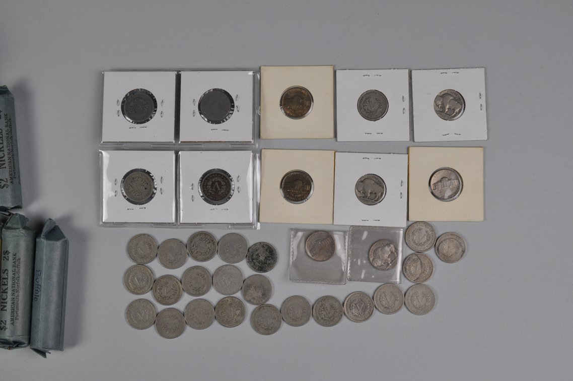 Assorted Collection of Nickels, photo 10 of 17