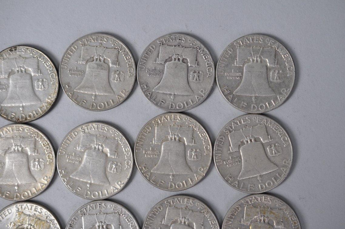 1958-1961 US Silver Half Dollars, photo 8 of 10