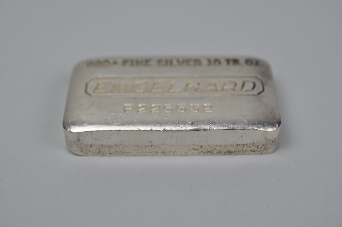 Engelhard .999 Fine Silver 10 ozt. Bar, photo 3 of 7