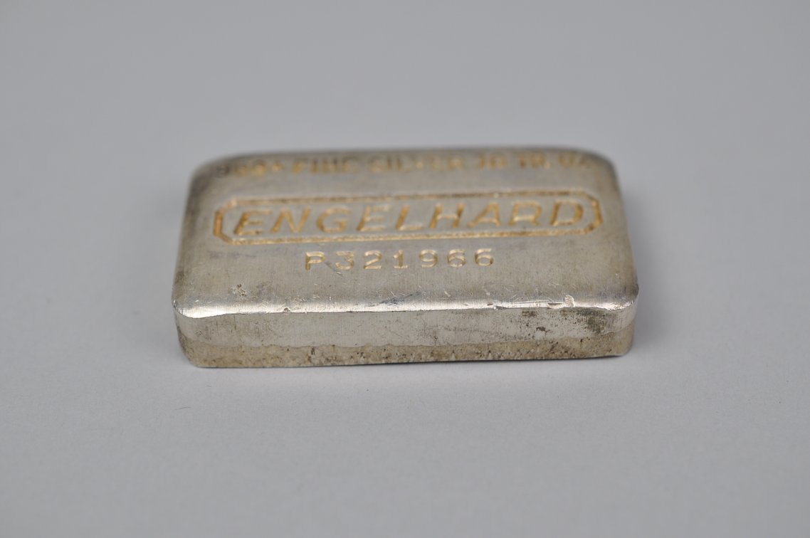 Engelhard .999 Fine Silver 10 ozt. Bar, photo 3 of 7