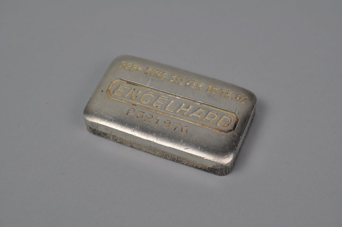 Engelhard .999 Fine Silver 10 ozt. Bar, photo 3 of 8