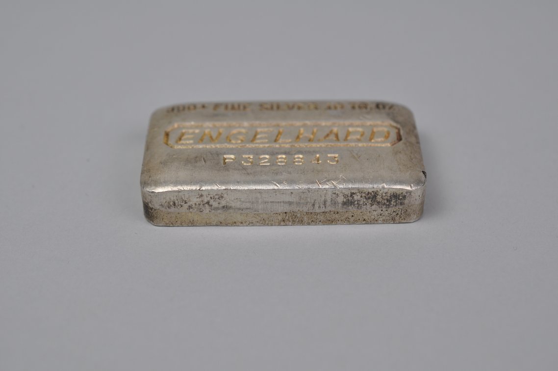 Engelhard .999 Fine Silver 10 ozt. Bar, photo 3 of 7