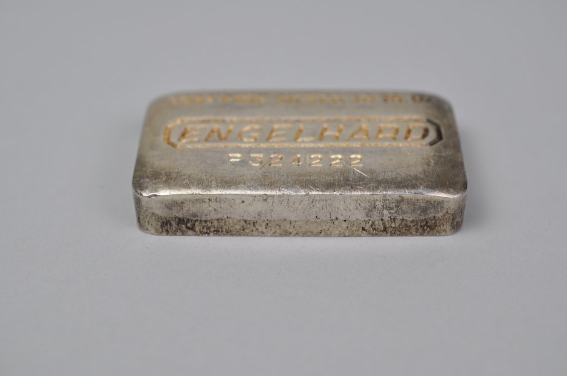 Engelhard .999 Fine Silver 10 ozt. Bar, photo 3 of 7