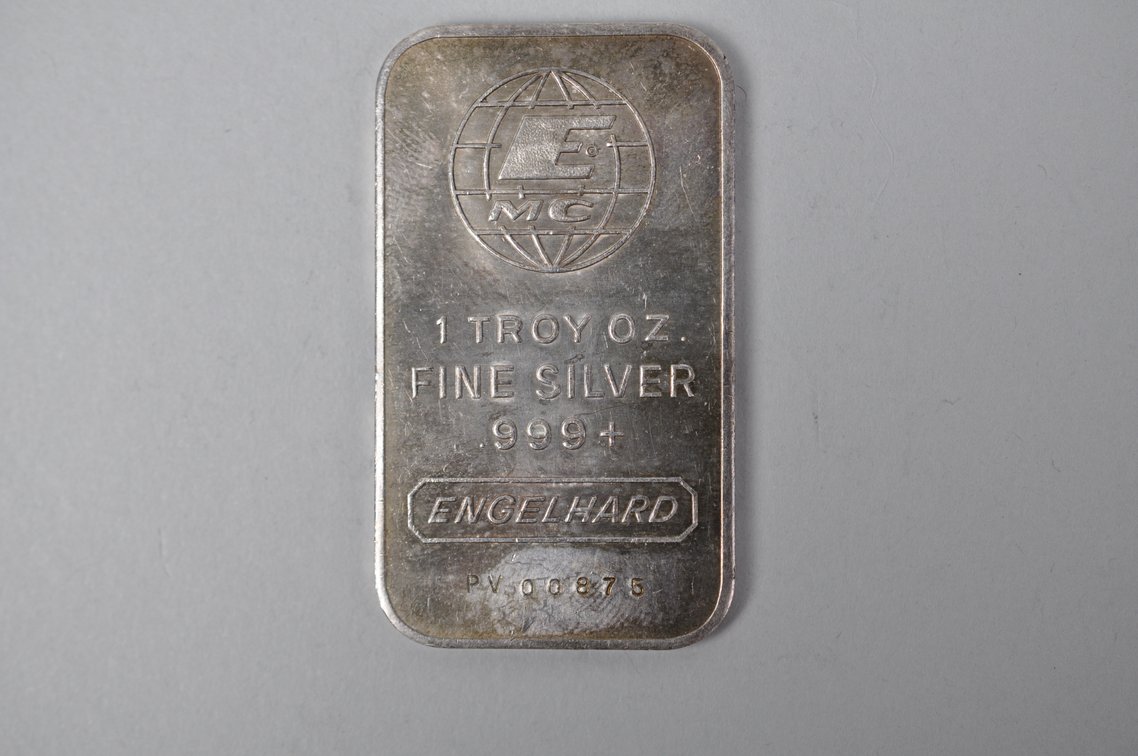 Engelhard .999 Fine silver 1 ozt. Bar, photo 4 of 6