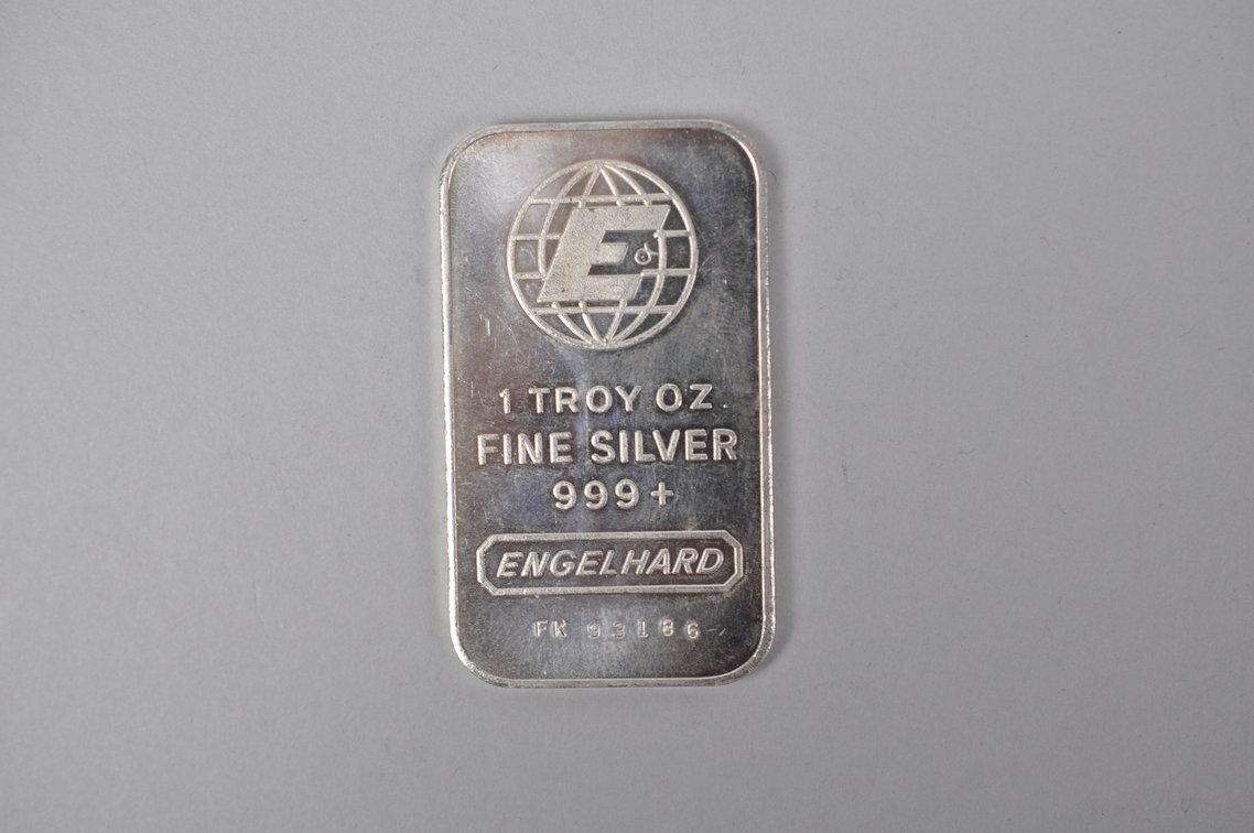 Engelhard .999 Fine Silver 1 ozt. Bar, photo 2 of 5