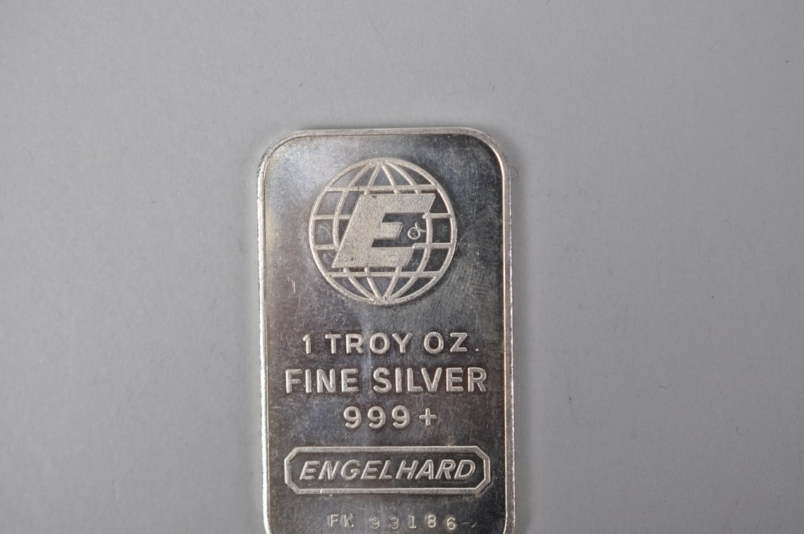Engelhard .999 Fine Silver 1 ozt. Bar, photo 3 of 5