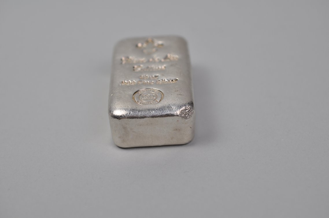 Fleur de Lis Bullion 10 ozt .999 Fine Silver Bar, photo 7 of 11