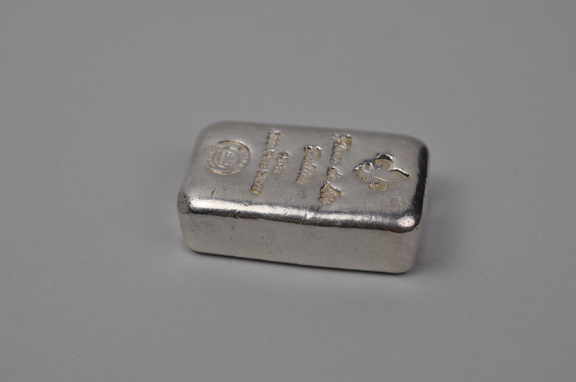 Fleur de Lis Bullion 10 ozt .999 Fine Silver Bar, photo 8 of 11