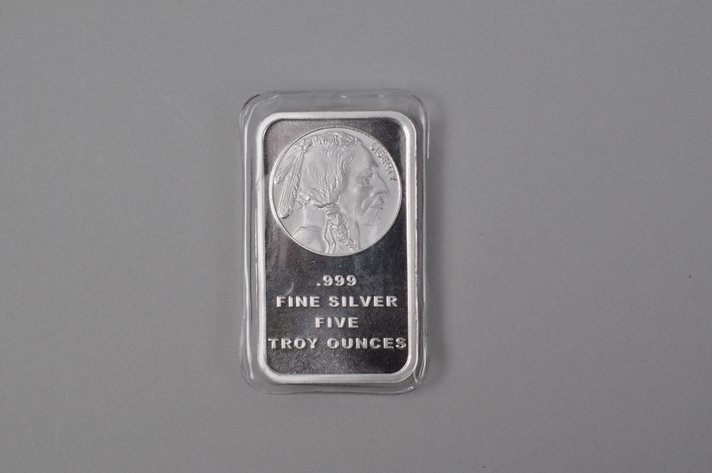Silvertowne Buffalo Fine Silver .999 5 ozt Bar
