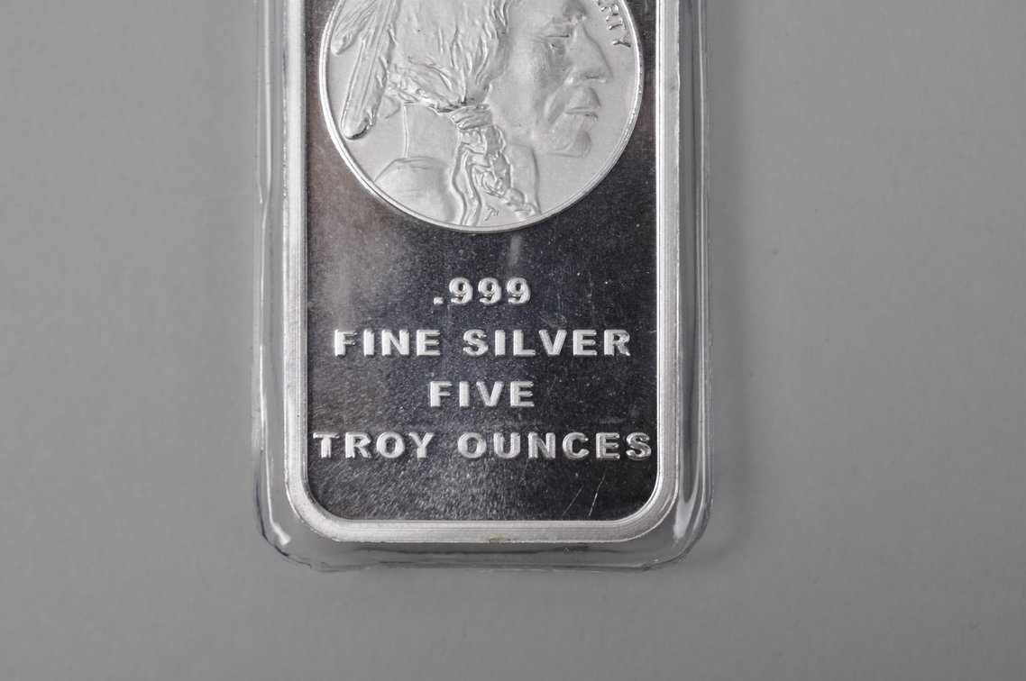 Silvertowne Buffalo Fine Silver .999 5 ozt Bar, photo 4 of 10