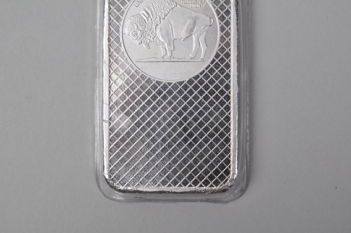 Silvertowne Buffalo Fine Silver .999 5 ozt Bar, photo 9 of 10