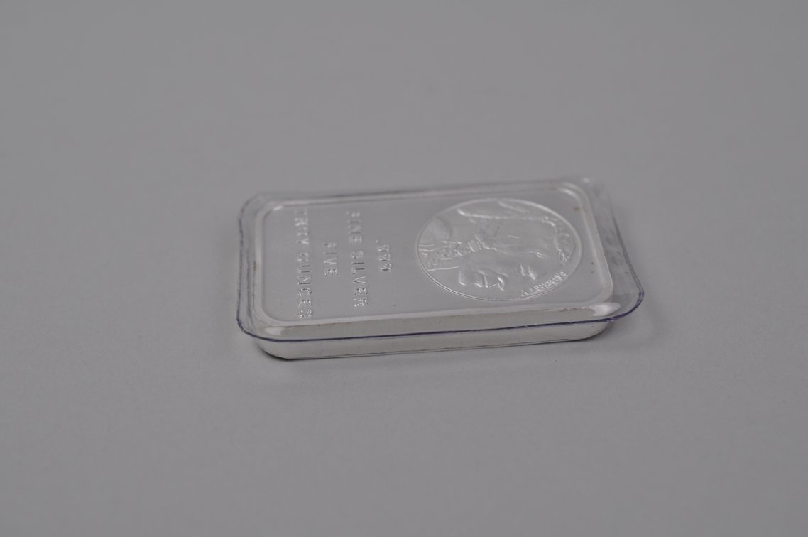 Silvertowne Buffalo Fine Silver .999 5 ozt Bar, photo 5 of 10