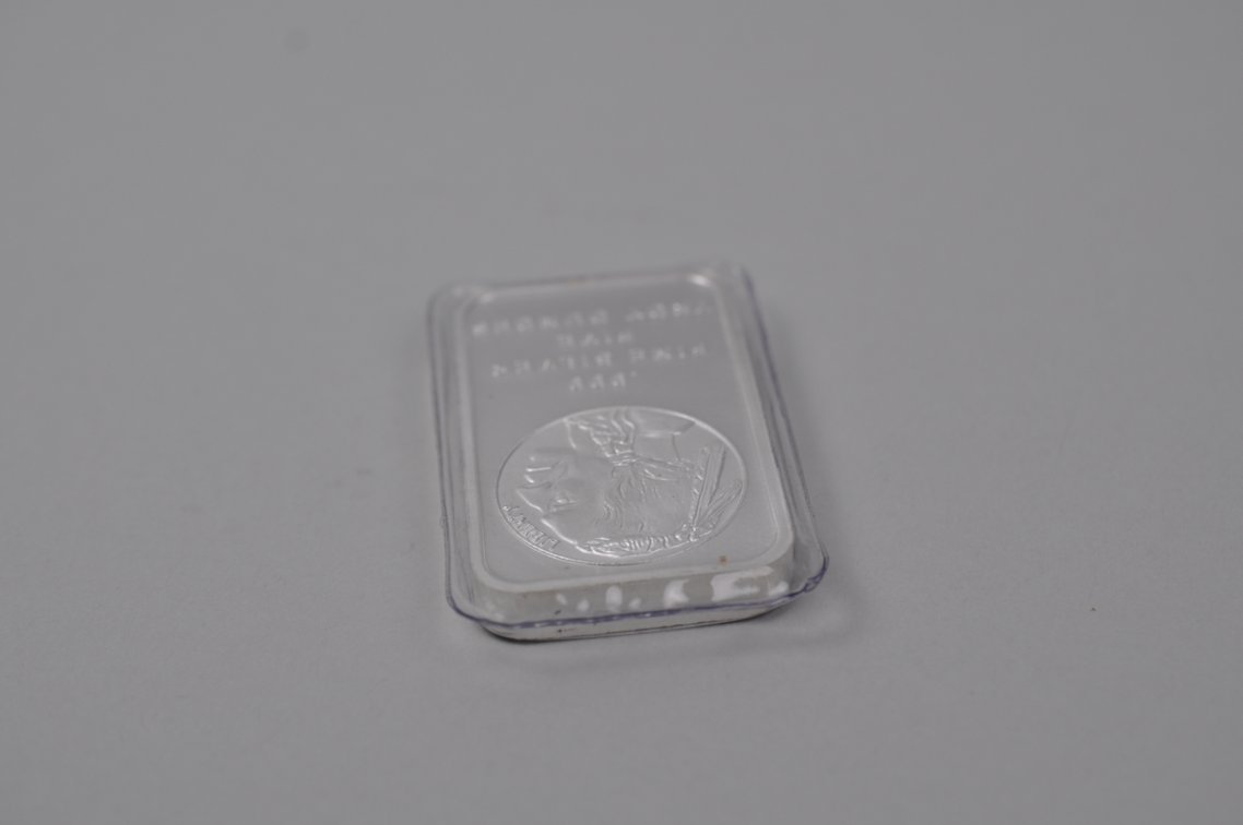 Silvertowne Buffalo Fine Silver .999 5 ozt Bar, photo 6 of 10