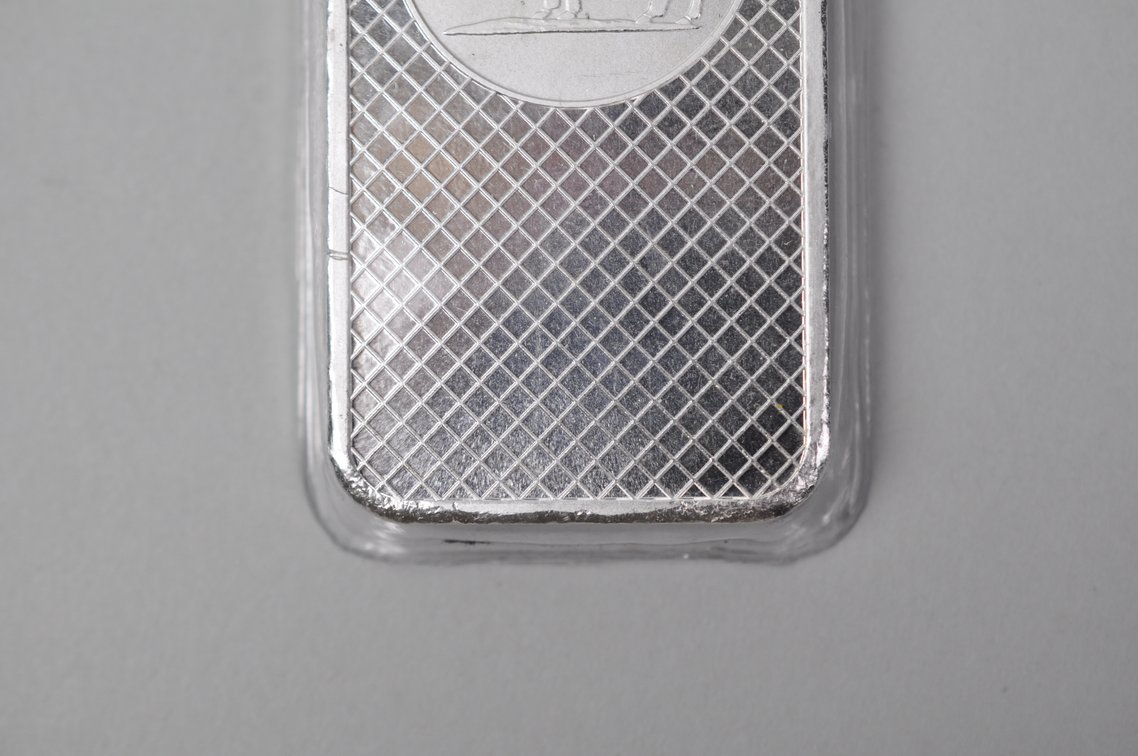 Silvertowne Buffalo Fine Silver .999 5 ozt Bar, photo 10 of 10