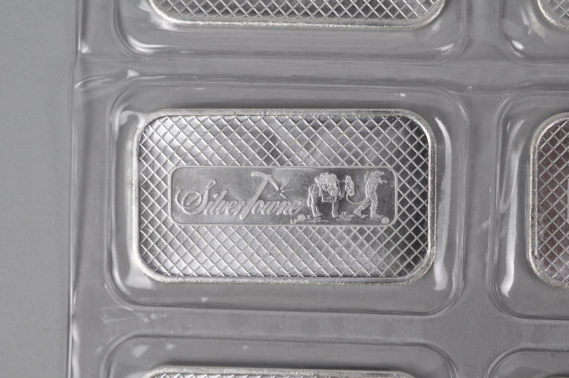 Silvertowne Ten 1 ozt. .999 Fine Silver Bars in Plastic Sheet, photo 13 of 14