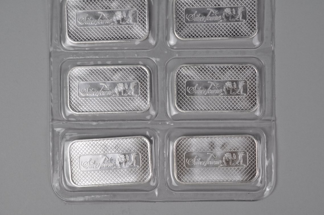 Silvertowne Ten 1 ozt. .999 Fine Silver Bars in Plastic Sheet, photo 11 of 14