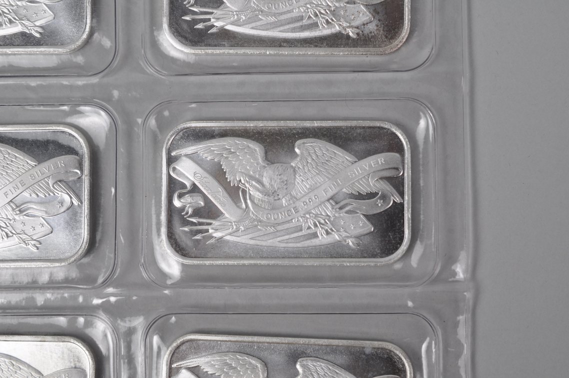 Silvertowne Ten 1 ozt. .999 Fine Silver Bars in Plastic Sheet, photo 7 of 14