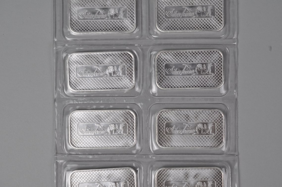 Silvertowne Ten 1 ozt. .999 Fine Silver Bars in Plastic Sheet, photo 10 of 14