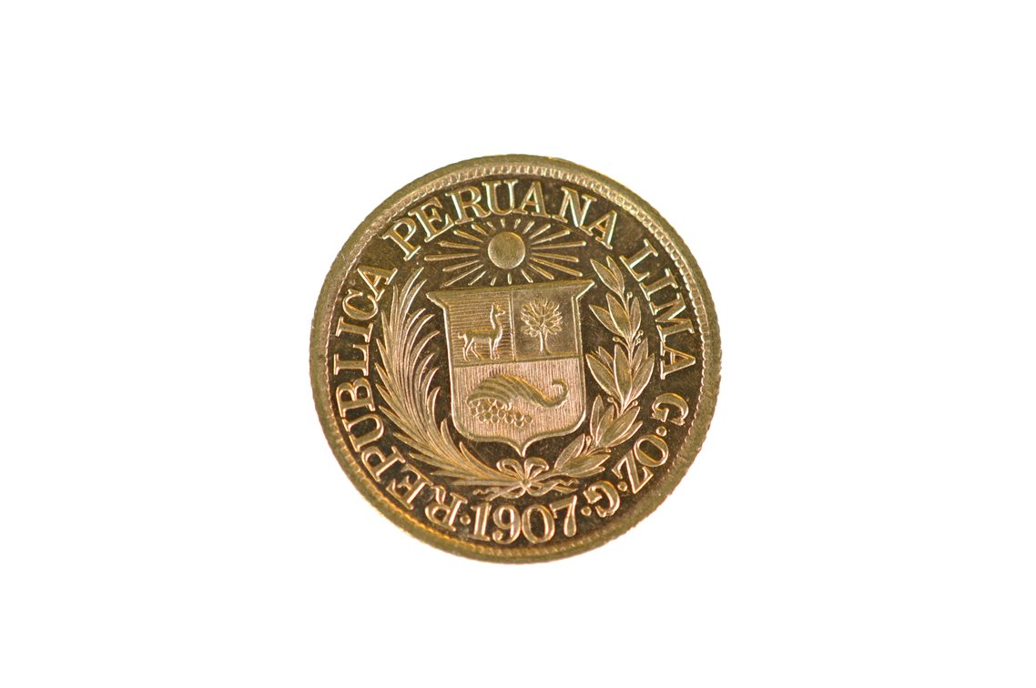 1907 Peruvian 1/2 Libra Gold Coin, photo 3 of 3