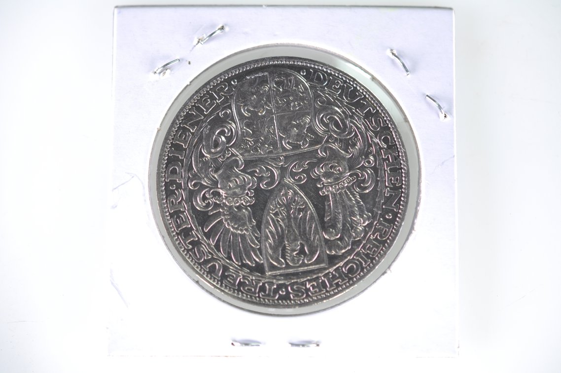1927 and 1934 German Five Funf Mark Coins, photo 5 of 7