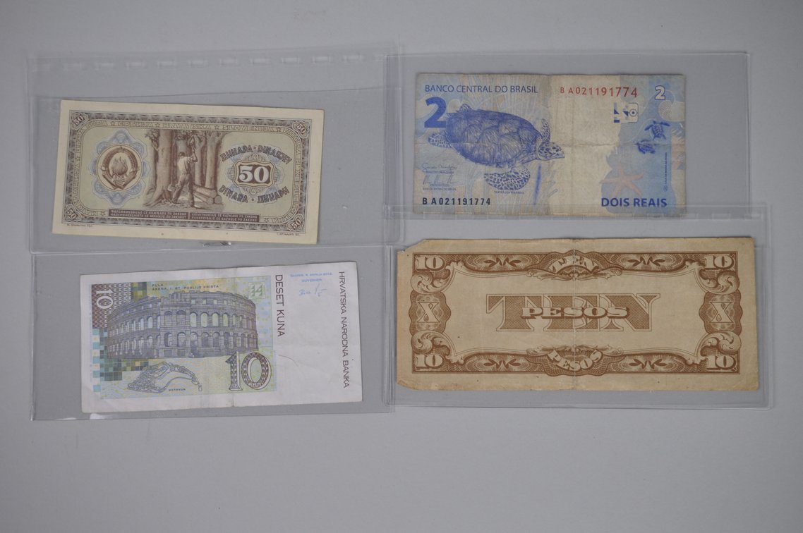 World Coins and Currency, photo 12 of 19