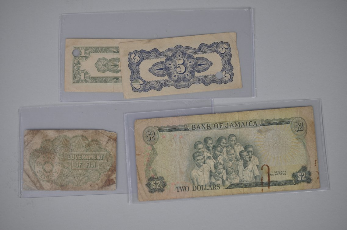 World Coins and Currency, photo 16 of 19