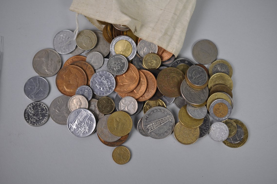 World Coins and Currency, photo 4 of 19