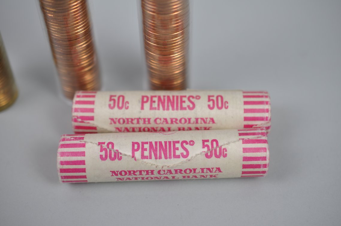 1961-1962 and 1970 B. UNC Lincoln Memorial Pennies, photo 2 of 15