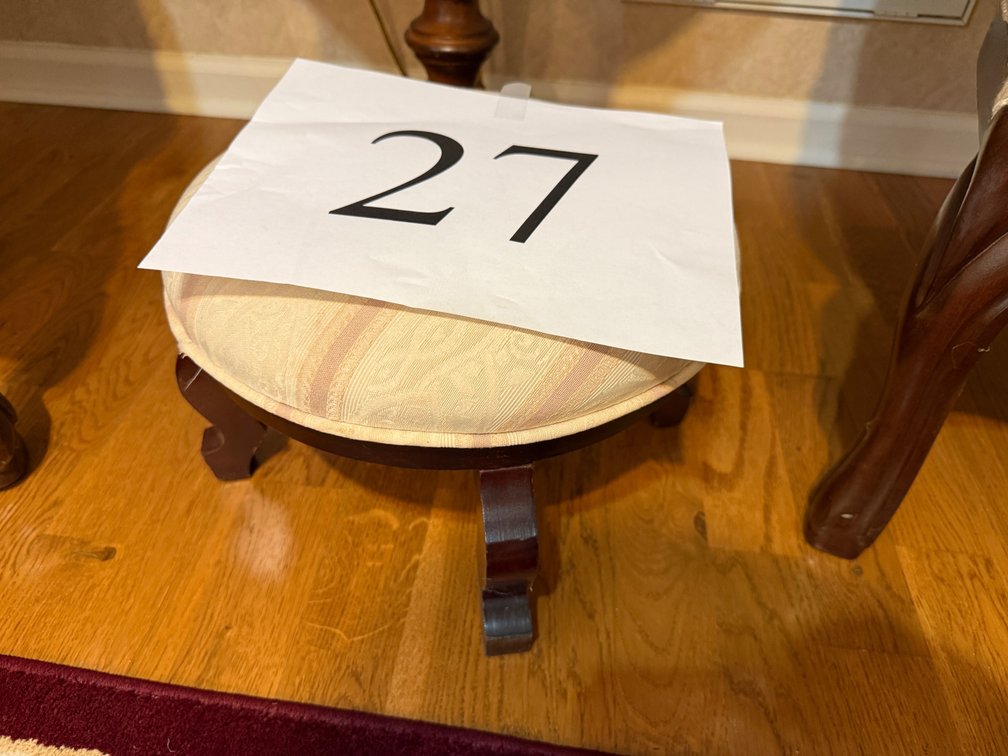 WOOD BASED FOOT STOOL