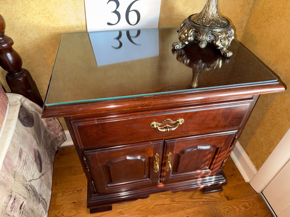 1 DRAWER 2 DOOR NIGHTSTAND