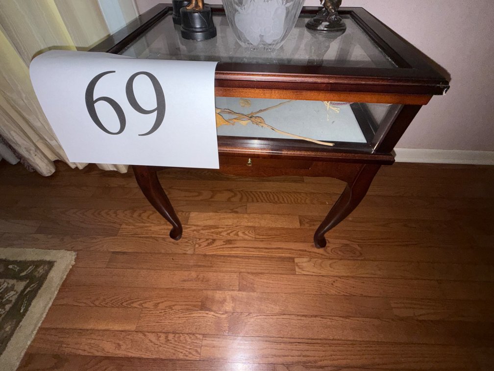 1 DRAWER GLASS SHOWCASE TILT UP TOP QUEEN ANNE LEGS