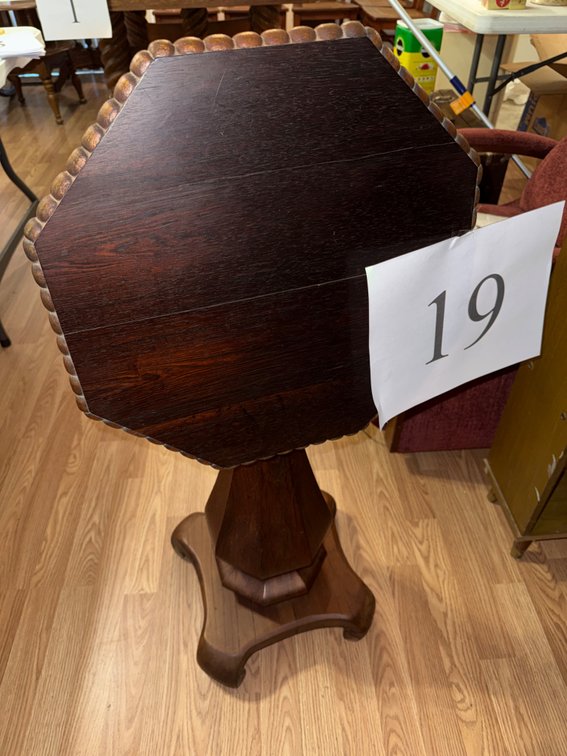 Rare antique octagon tilt top pedostal table