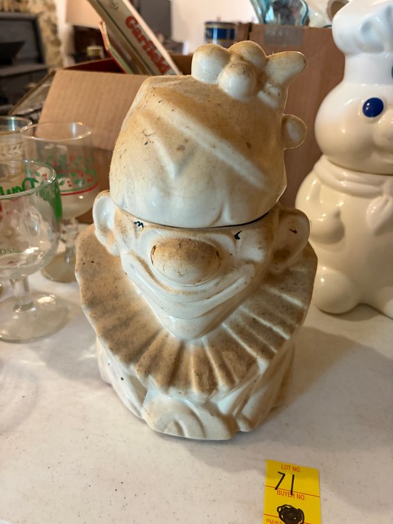 CLOWN COOKIE JAR MCCOY