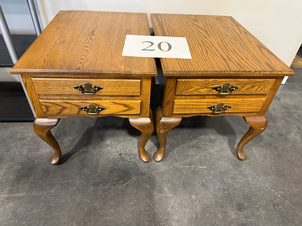 PR OF 2 DRAWER OAK WOOD END TABLES