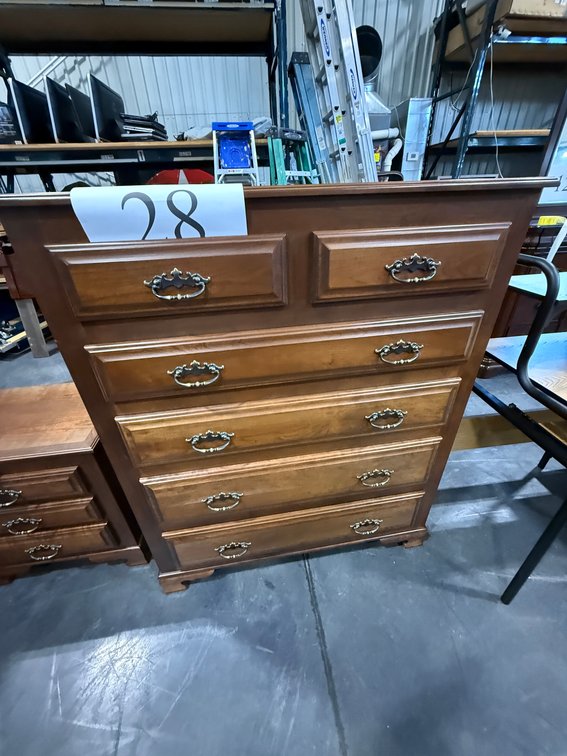 6 DRAWER CHEST OF DRAWERS